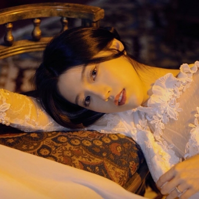 圣诞老人玩曲棍球
