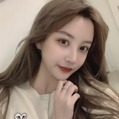 商户卖假牛肉被揭穿后摔相机