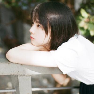 漂亮的化妆间