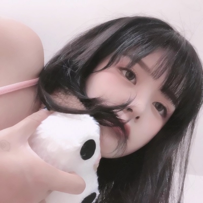 夜晚的停车场